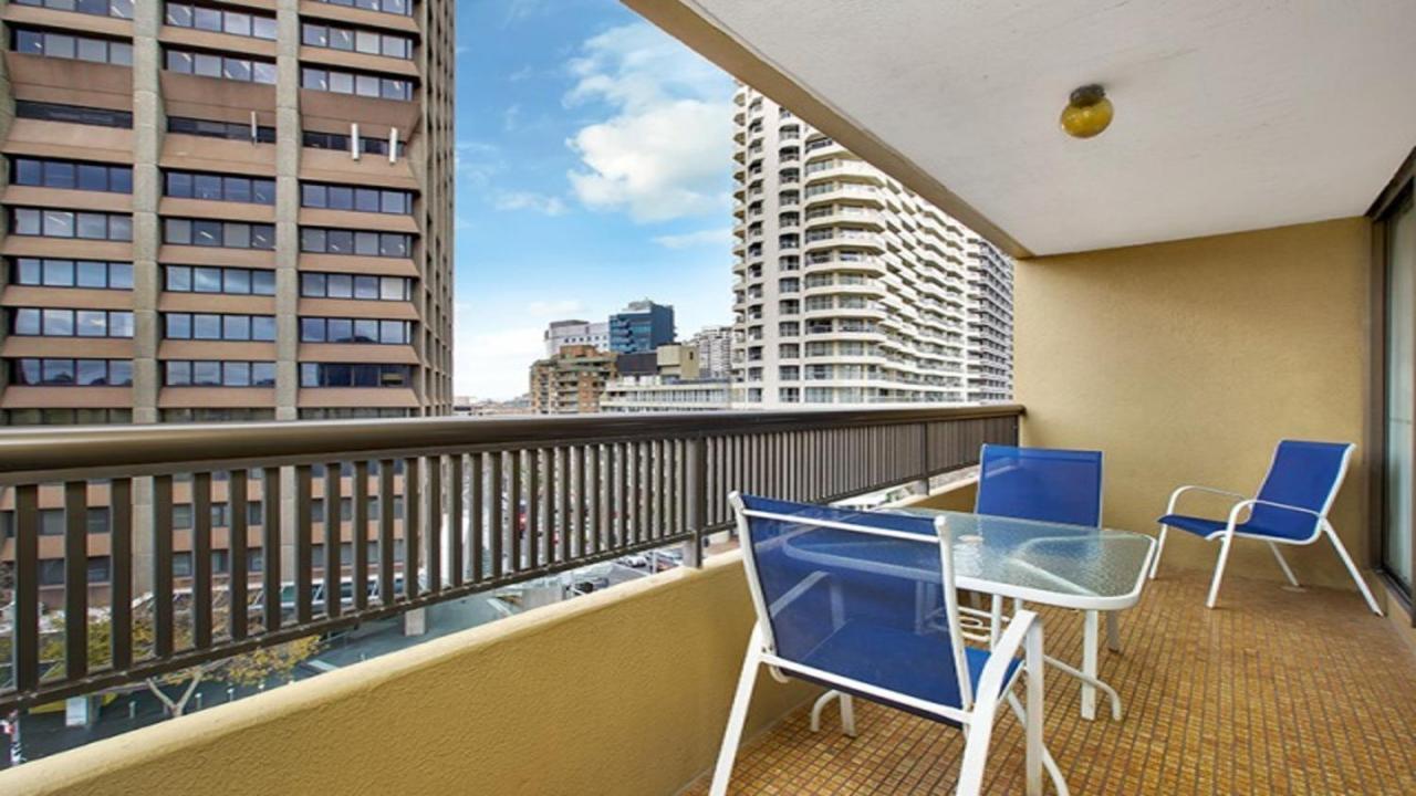 Studio With Balcony At College St Sydney Esterno foto